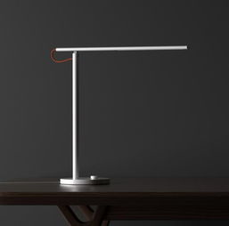 米家臺燈1s預售火爆 可插充電寶的閱讀燈僅99元